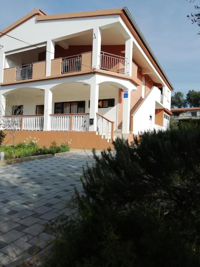 Apartman Ines Бибинє Екстер'єр фото